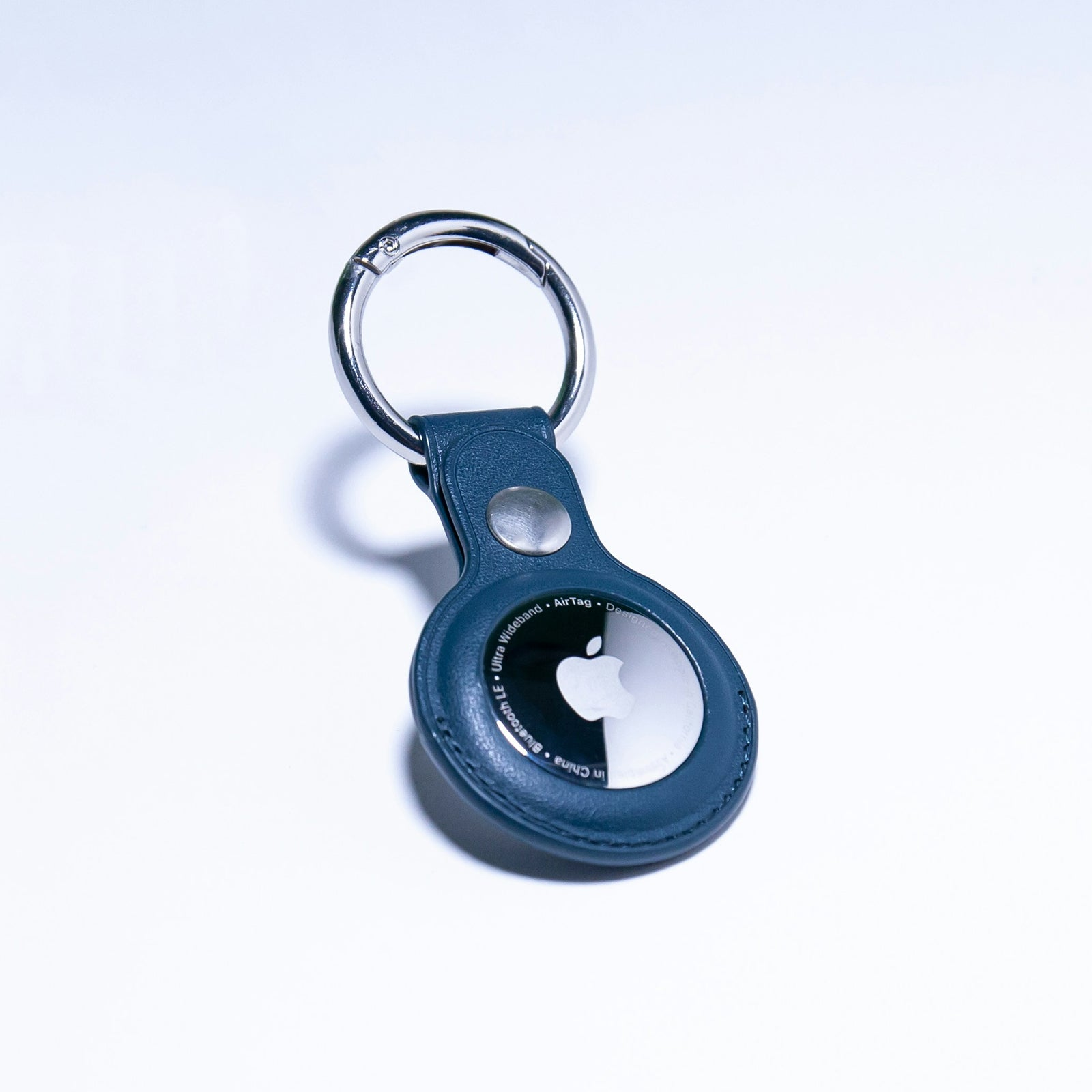 Travel safety gadgets for secure and organized trips