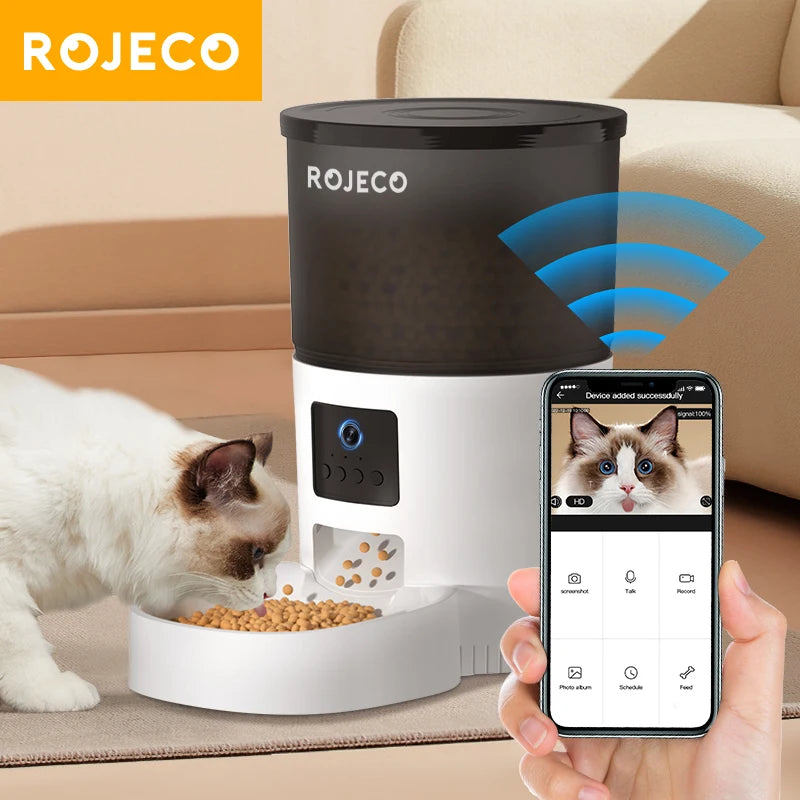 Smart Pet Feeder with Camera for cats and dogs.