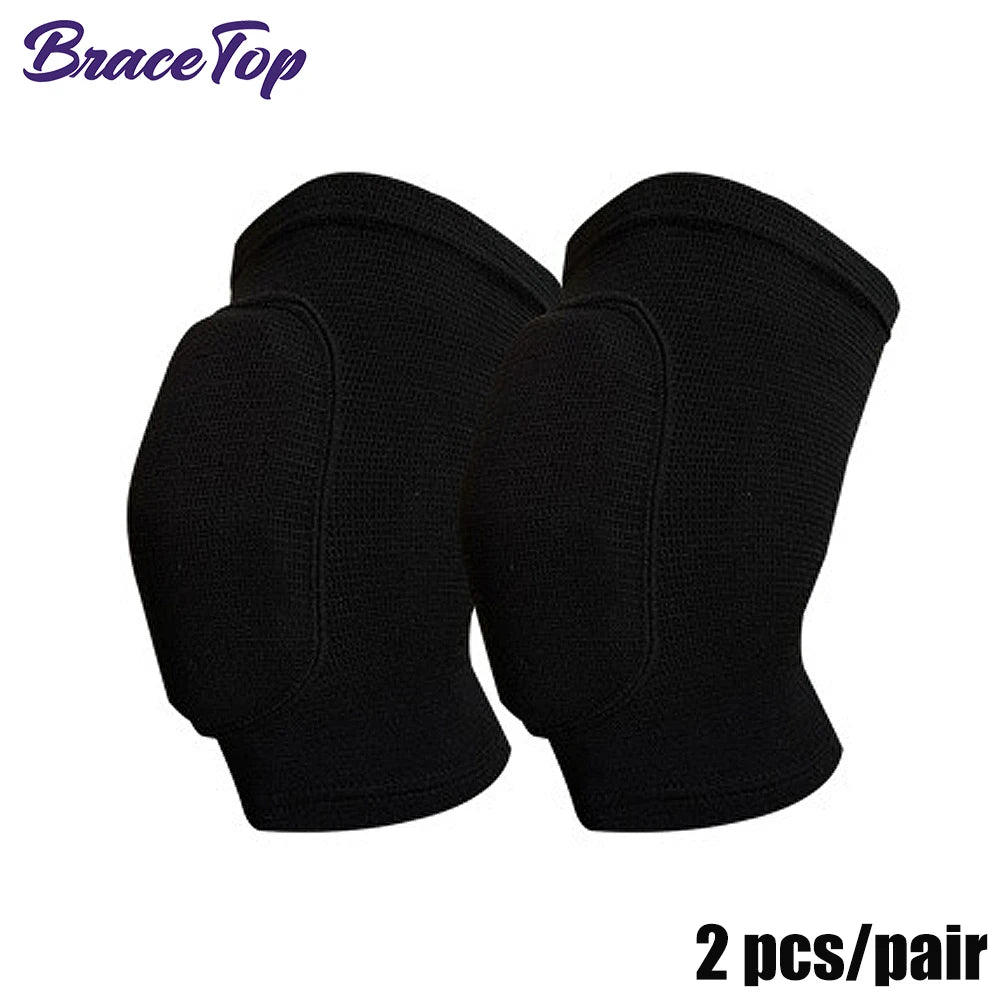 Elastic knee support protector for workouts and sports.