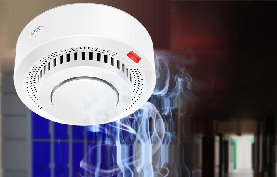 Emergency alert displayed on the Smart Smoke Alarm Fire Detector app